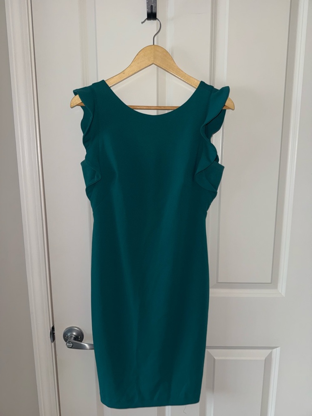 Calvin Klein Size 6 Sleeveless Teal Ruffle Sheath Dress